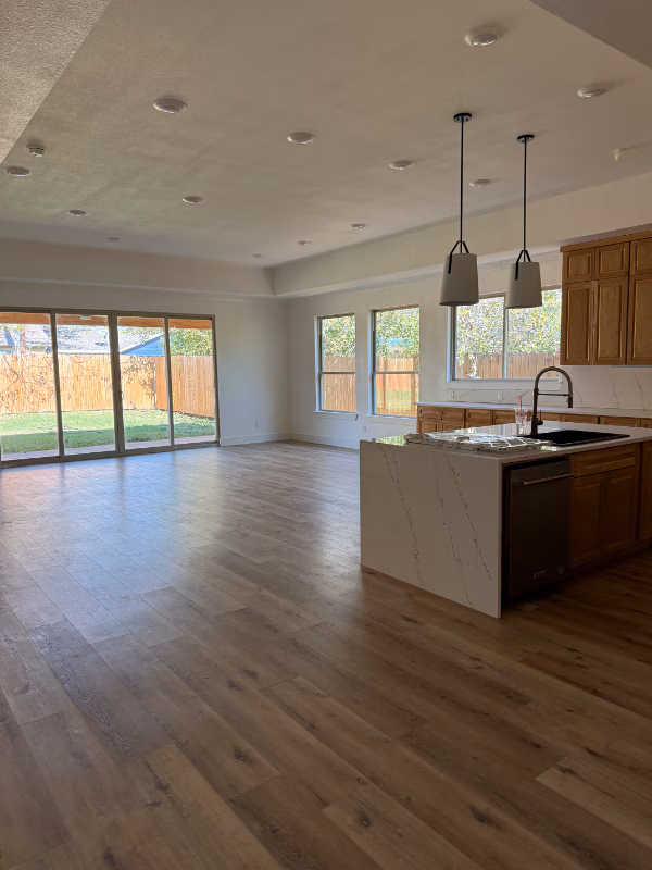 5728 Donnelly Ave Fort Worth, TX 76107 photo 3