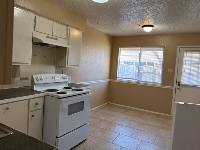 2405 Shoemaker Dr Killeen, TX 76543 photo 4