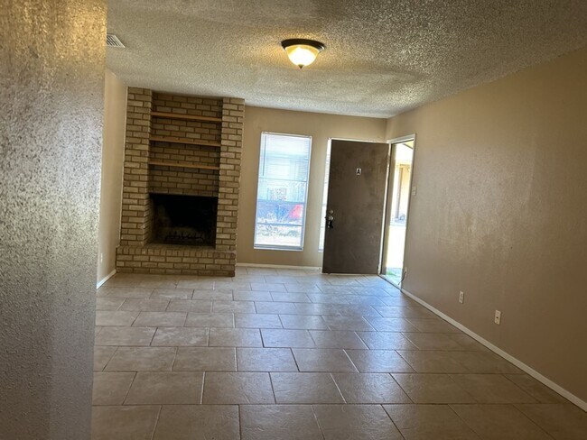 2405 Shoemaker Dr Killeen, TX 76543 photo 3