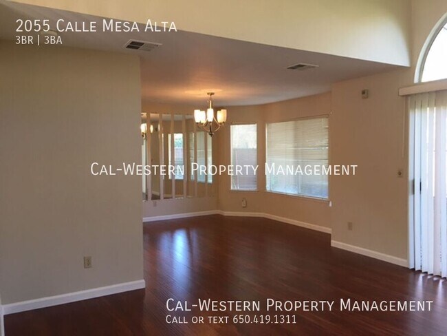 Great Location 3 Bedroom 2.5 Bath Townhouse photo 4