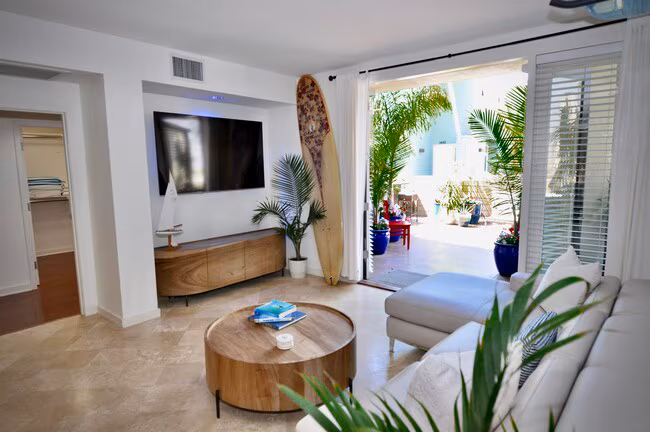 5410 La Jolla Blvd San Diego, CA 92037 photo 3