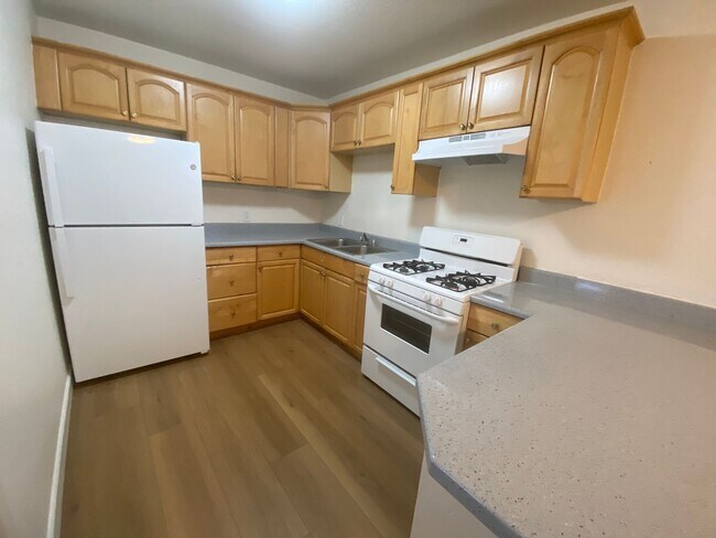 3859 35th St San Diego, CA 92104 photo 3