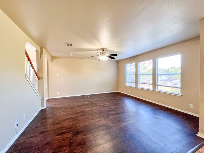 218 Val Verde Dr New Braunfels, TX 78130 photo 5