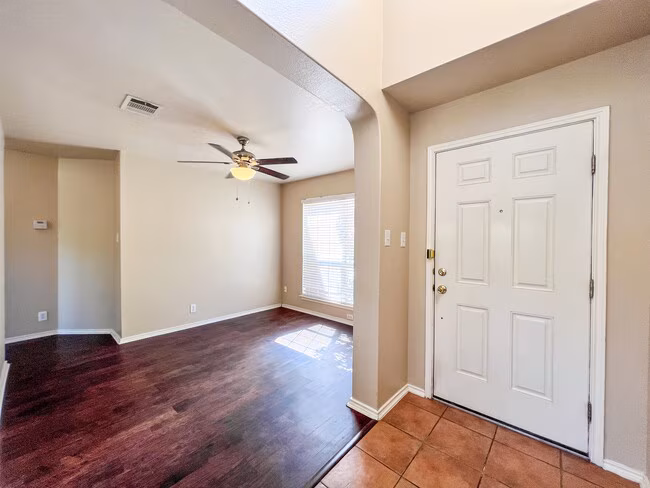 218 Val Verde Dr New Braunfels, TX 78130 photo 3