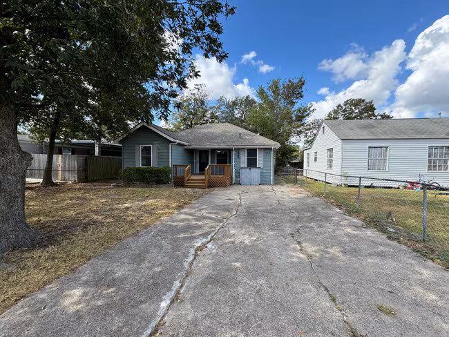 125 Pomeroy Avenue, Pasadena, TX 77506 photo 2