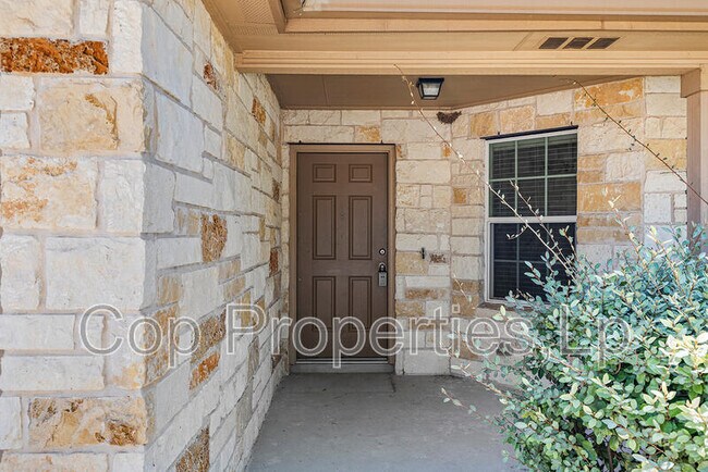 12110 Kruth Pt Schertz, TX 78154 photo 4