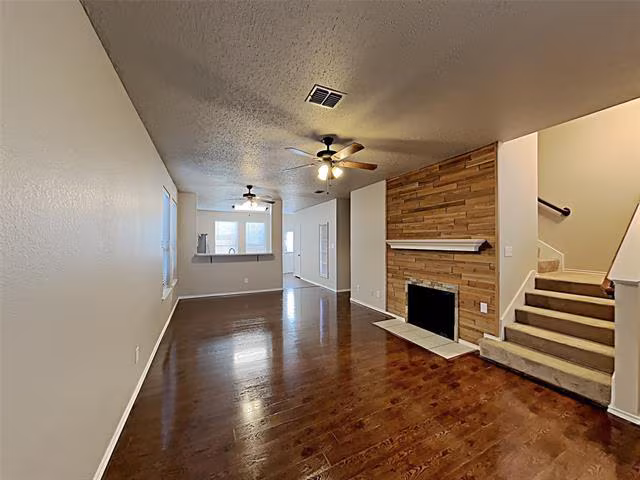2006 Brook Meadow Dr Forney, TX 75126 photo 2