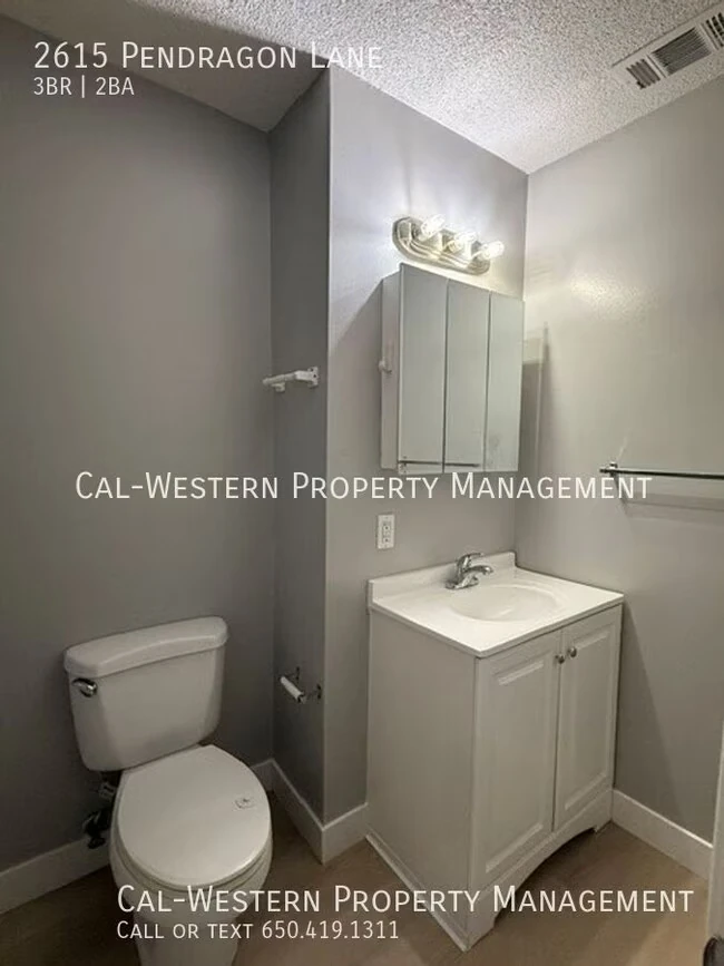 2615 Pendragon Ln San Jose, CA 95116 photo 4