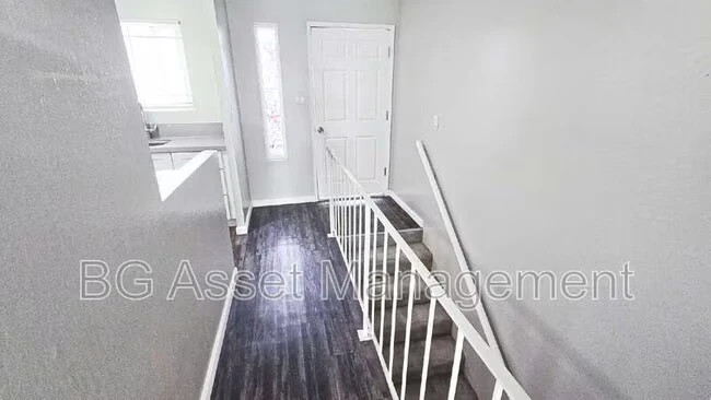 112 Avian Dr Vallejo, CA 94591 photo 3