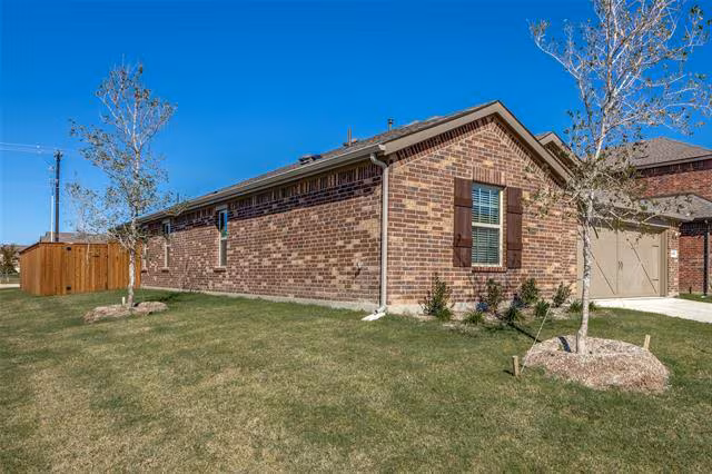 5237 Sandrine Avenue, Celina, TX 75009 photo 2