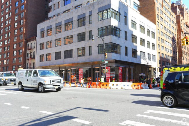 301 E 50th St New York, NY 10022 photo 4