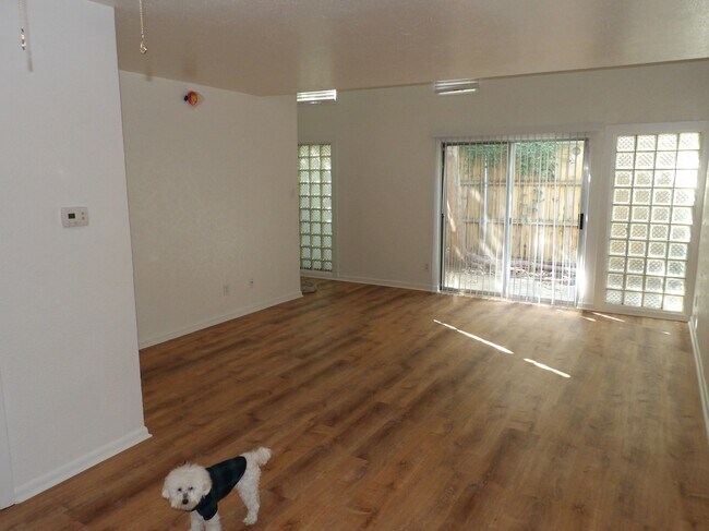 4319 Buena Vista St Dallas, TX 75205 photo 3
