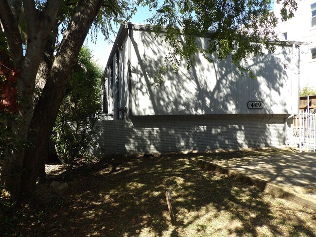 4319 Buena Vista St Dallas, TX 75205 photo 2