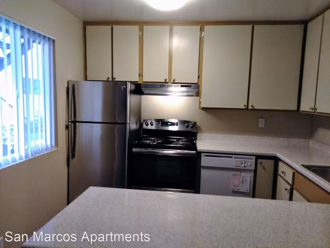 233 W San Marcos Blvd San Marcos, CA 92069 photo 4