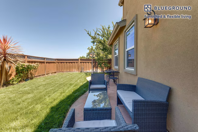 2700 Lavender Terrace, San Jose, CA 95111 photo 3