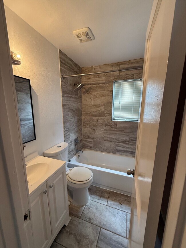 5010 Ennis Street, Houston, TX 77004 photo 5