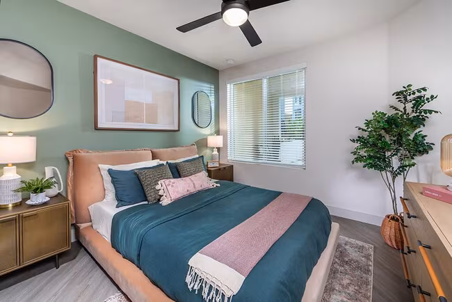 Bowen Apartments photo 4