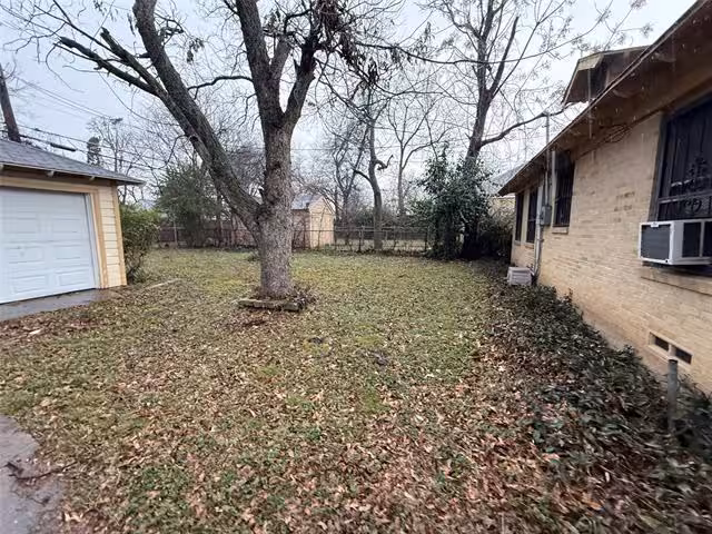 1018 East Waco Avenue, Dallas, TX 75216 photo 5