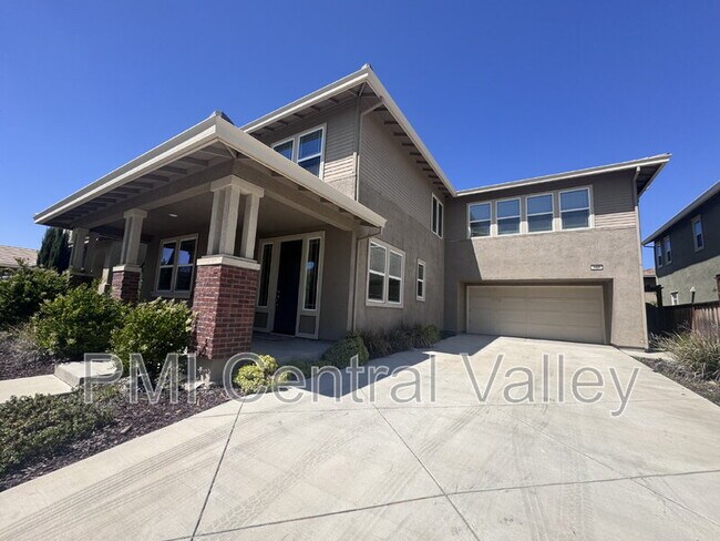 643 W Huntington Ave photo 2