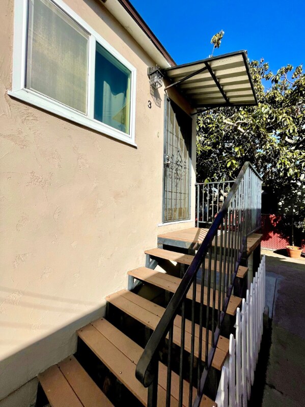 4122 Gamma St San Diego, CA 92113 photo 5