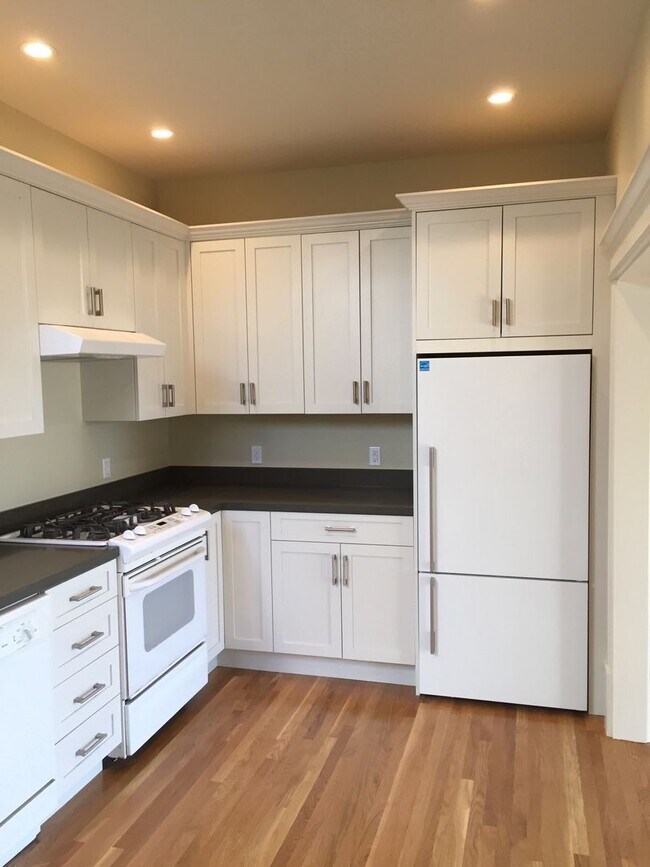 1544 Waller Street, San Francisco, CA 94117 photo 2