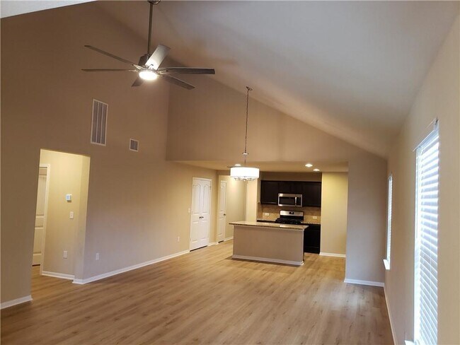 14909 Custis Lane, Austin, TX 78725 photo 3