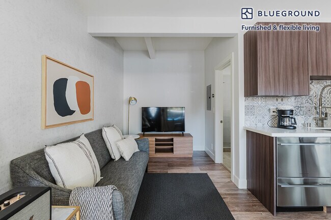 715 Everett Ave Palo Alto, CA 94301 photo 3