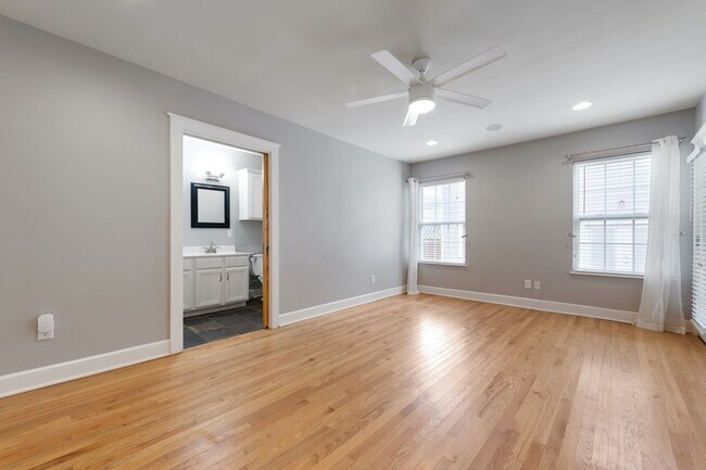 5513 Avenue F Austin, TX 78751 photo 5