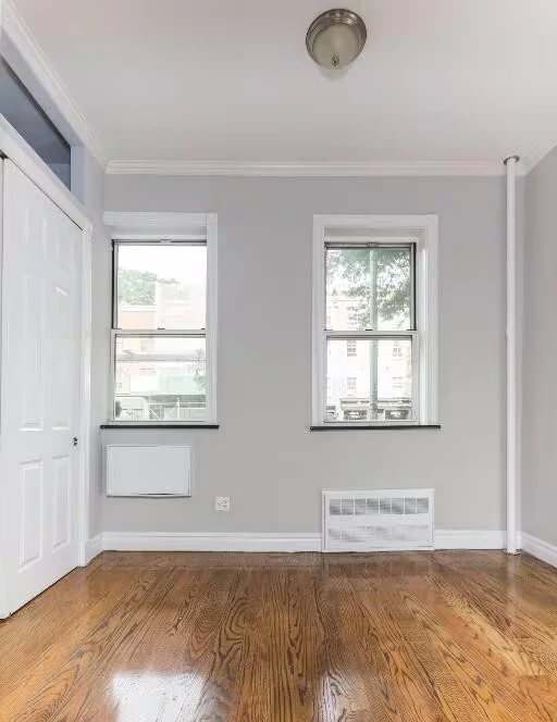 562 Hudson St New York, NY 10014 photo 4