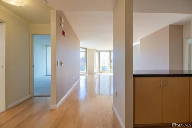 88 King St San Francisco, CA 94107 photo 3
