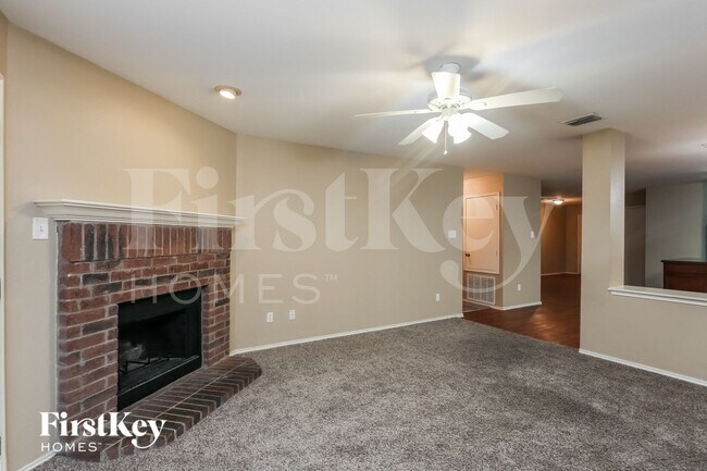 6625 Tealglen Dr Dallas, TX 75241 photo 3