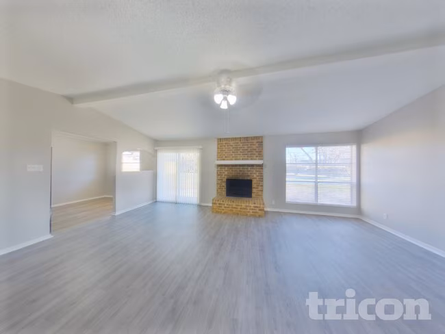 6963 Downey Court, Fort Worth, TX 76112 photo 3