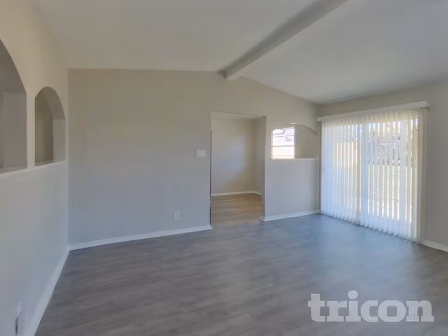 6963 Downey Court, Fort Worth, TX 76112 photo 5