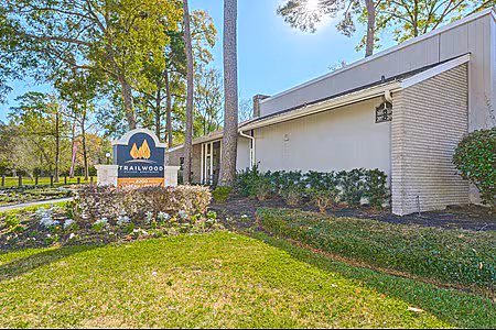 Trailwood Village Apartments photo 2