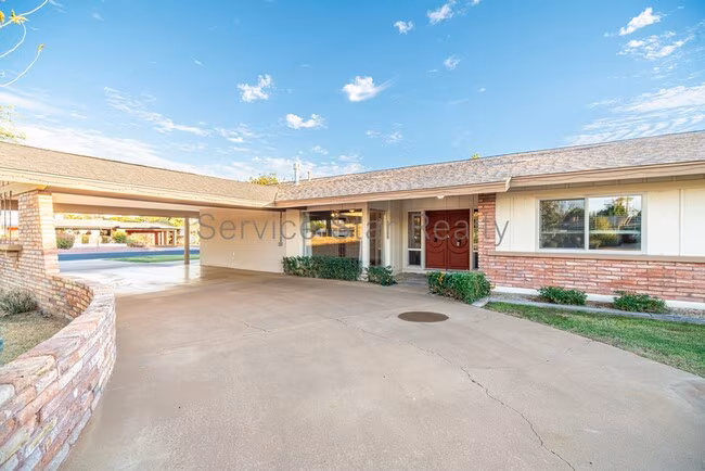 510 Redondo Dr N Litchfield Park, AZ 85340 photo 2