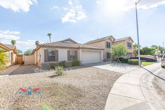 12709 Cantenia Rd Avondale, AZ 85392 photo 3