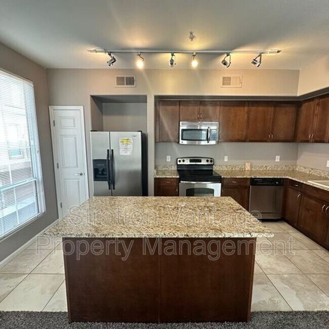 1920 E Bell Rd Phoenix, AZ 85022 photo 5