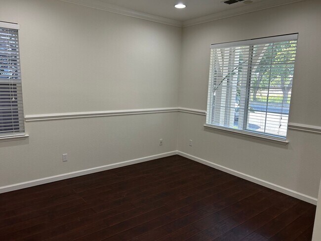Beautiful 3 Bedroom, 2.5 Bath Mountain House Home photo 2