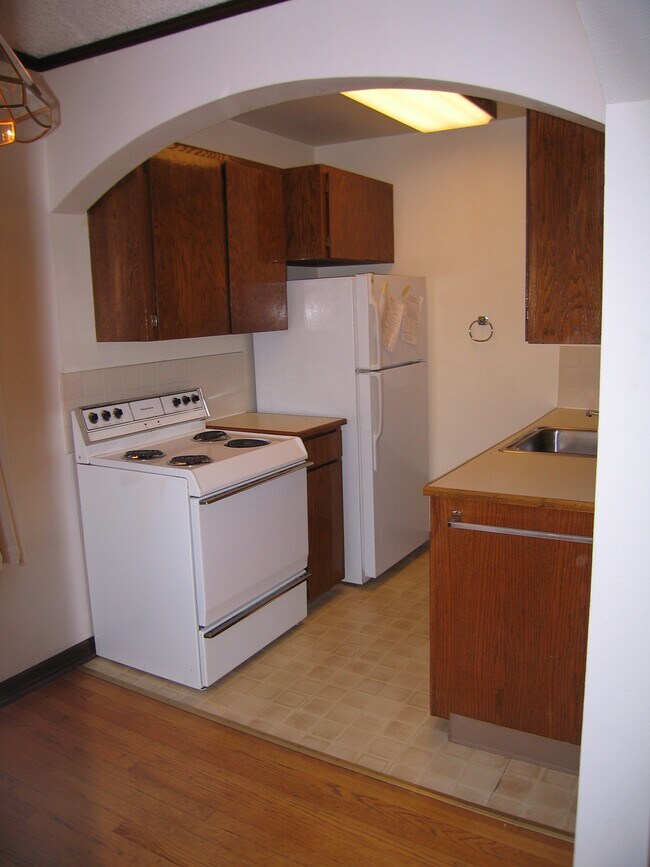 7914 Densmore Ave N Seattle, WA 98103 photo 5