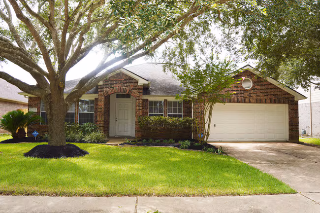 23035 S Waterlily Dr Richmond, TX 77406 photo 3