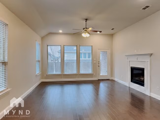 11516 Annabelle Dr McKinney, TX 75071 photo 4