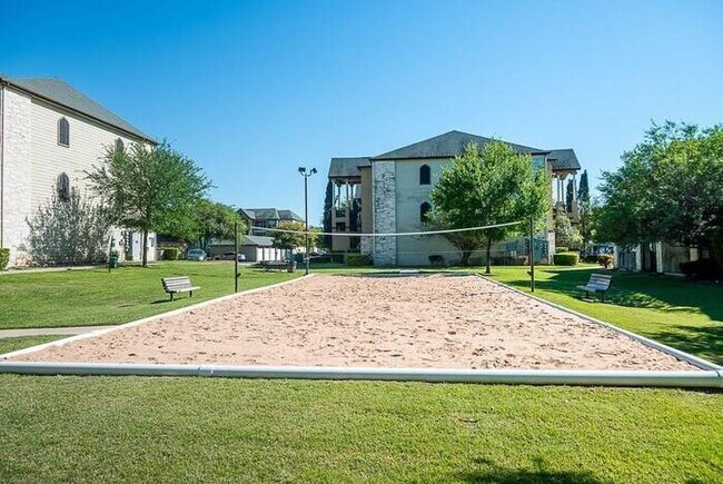 1215 W Slaughter Ln Austin, TX 78748 photo 4