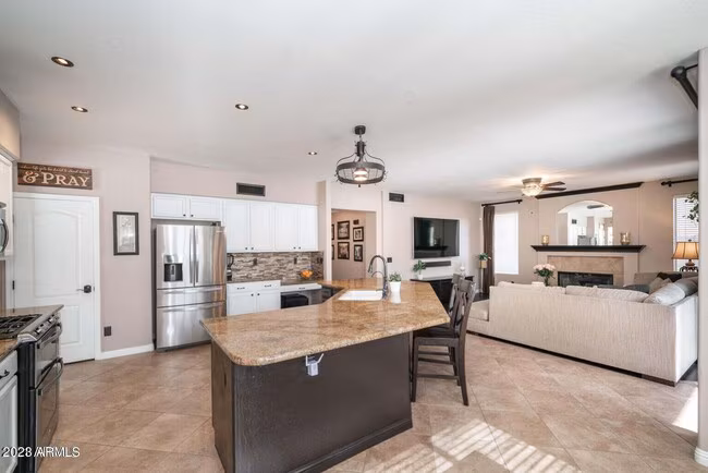 4621 E Kirkland Rd Phoenix, AZ 85050 photo 2
