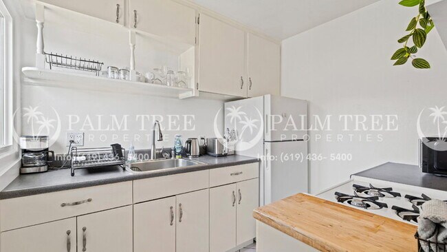 6950 Tower St La Mesa, CA 91942 photo 5
