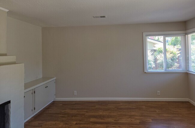 965 Blossom Hill Rd Los Gatos, CA 95032 photo 5