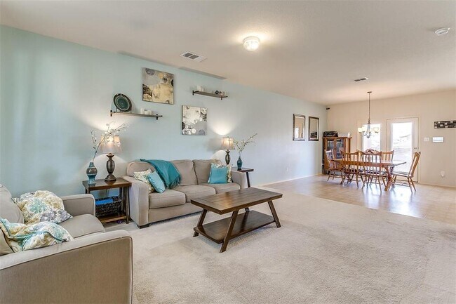 2932 Coyote Canyon Trail, Fort Worth, TX 76108 photo 5