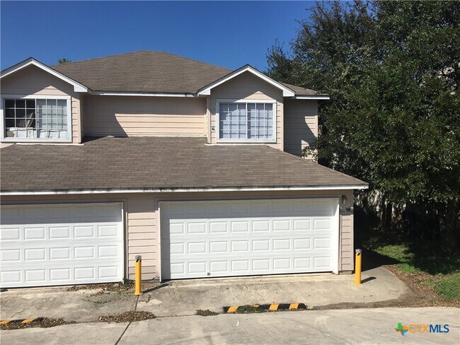 910 Sagewood Trail San Marcos, TX 78666 photo 4