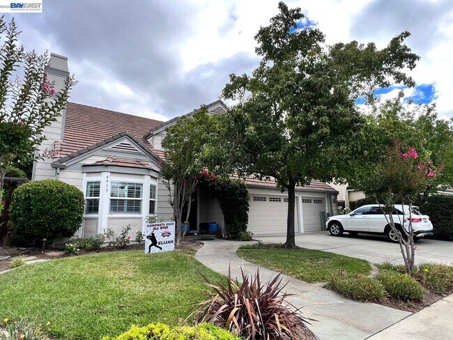 4973 Monaco Dr Pleasanton, CA 94566 photo 2