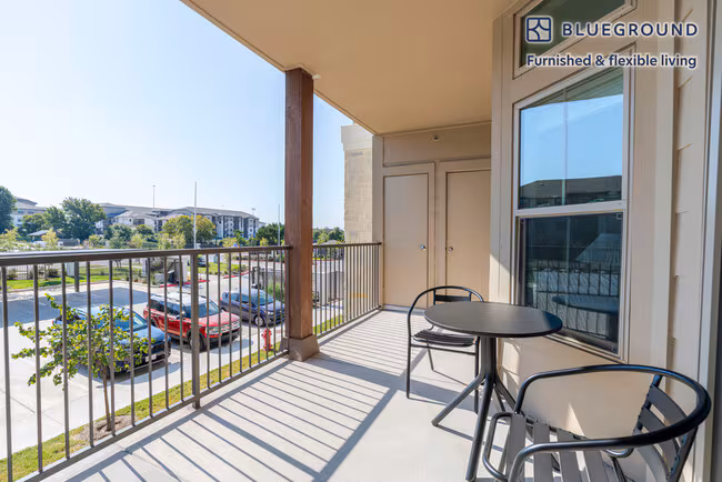 1501 W Howard Ln Austin, TX 78753 photo 3