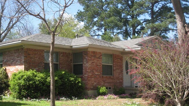 2005 Redwood Place, Denton, TX 76209 photo 5